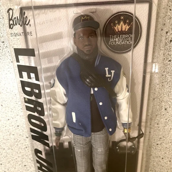 Mattel Kenbassador LeBron James Doll NIB IN HAND! - Picture 8 of 11